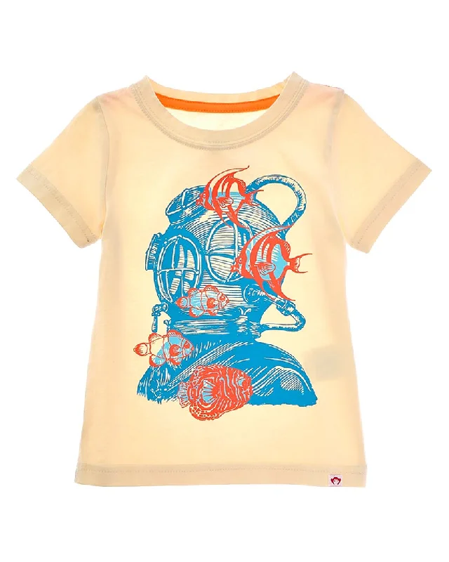 Classic Men's Button-Up ShirtsAppaman Graphic T-Shirt