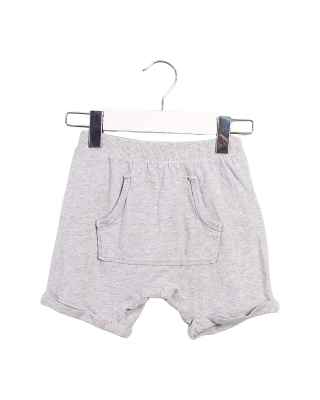 Men's Denim Shorts for SummerMoschino Shorts 12-18M