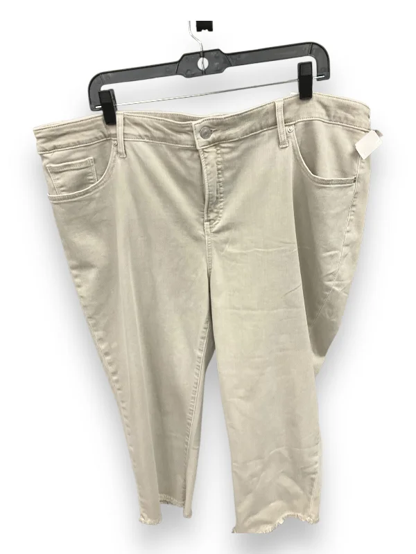 Men's Jeans with a Distressed LookJeans Cropped By Chicos In Beige, Size: 18w