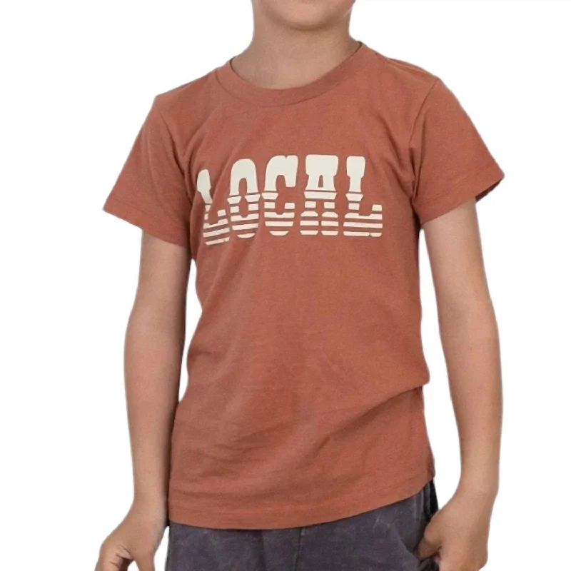 Men's Shirts with Embellished HemlinesBoy's Local T-Shirt In Brick