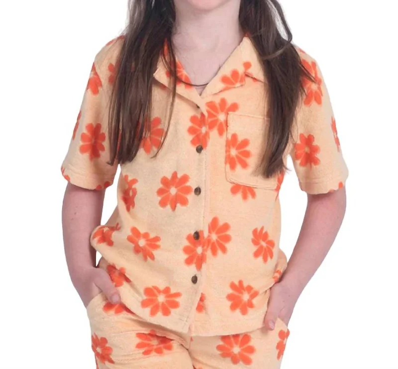 Men's Timeless Dress Shirts for Enduring StyleResort Shirt In Daisies