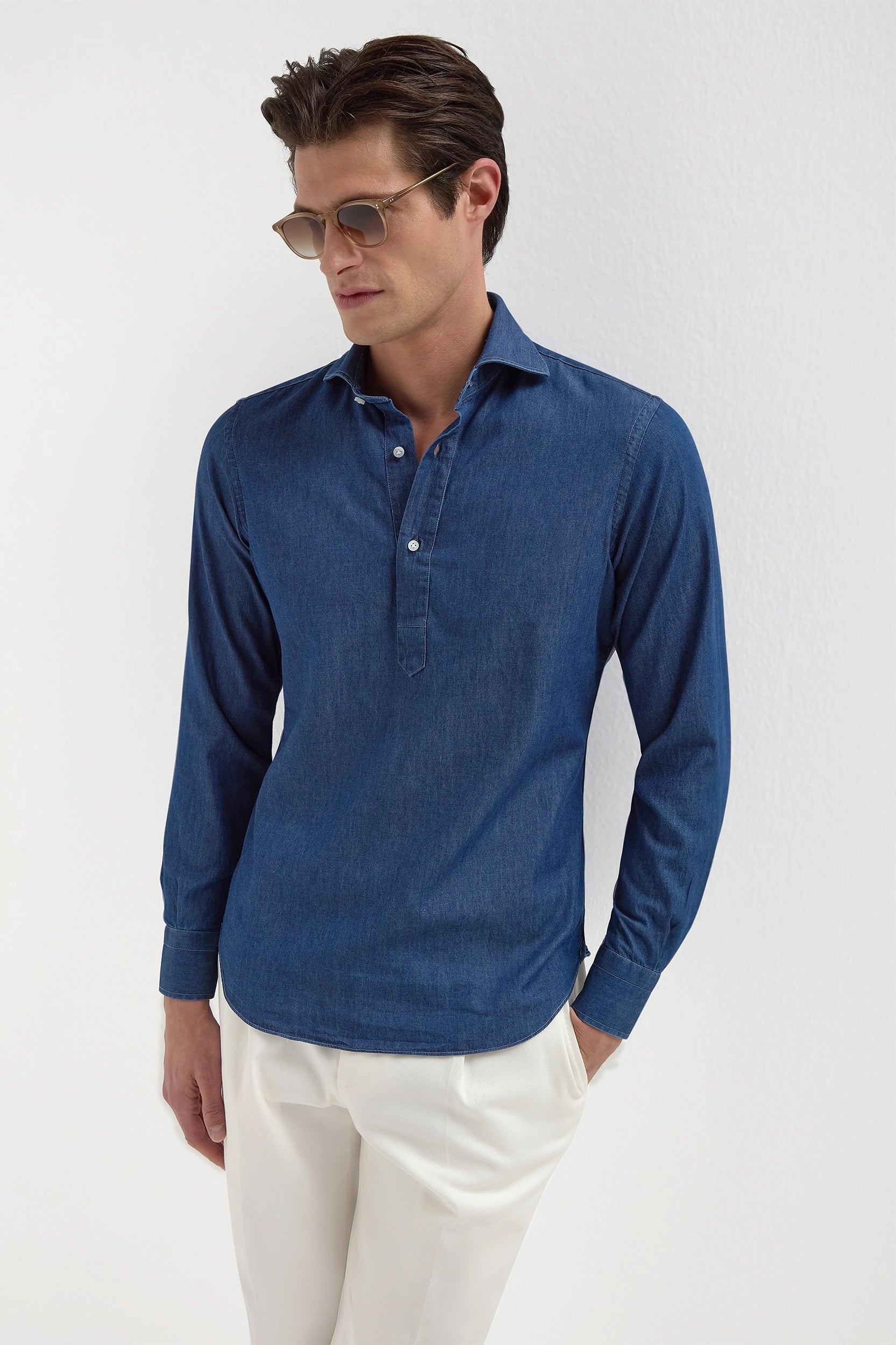 Men's Henley T-Shirts for a Casual TwistDenim popover shirt - Made in Italy