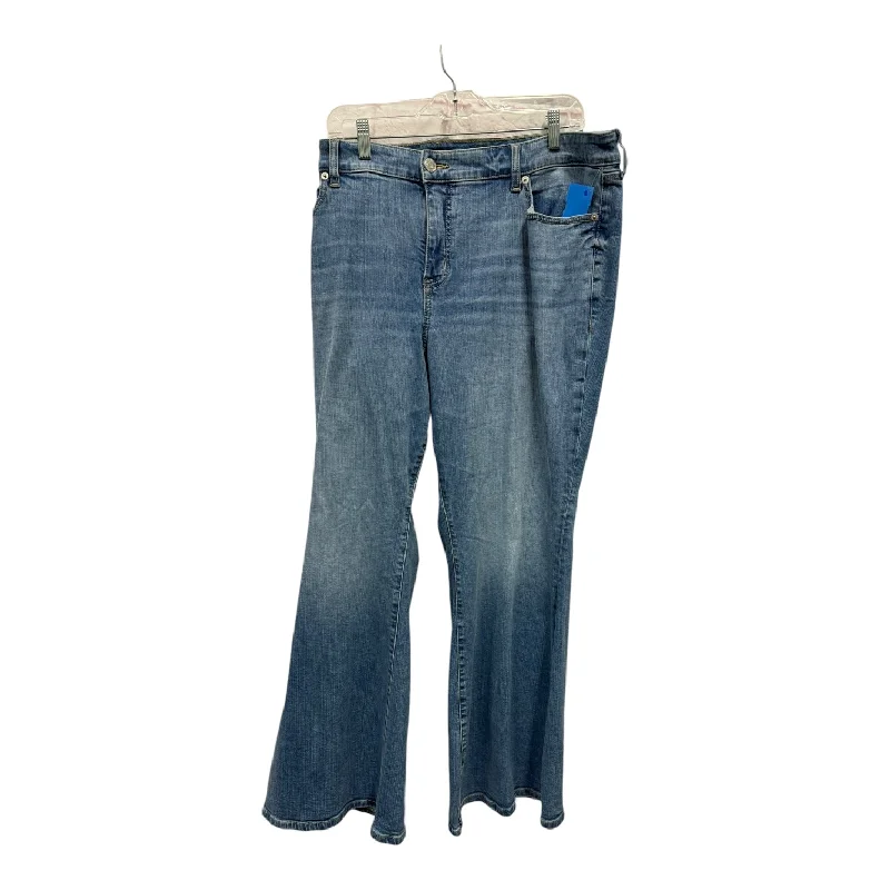 Men's Jeans with a Distressed LookJEANS FLARED by TORRID In BLUE DENIM, Size: 22