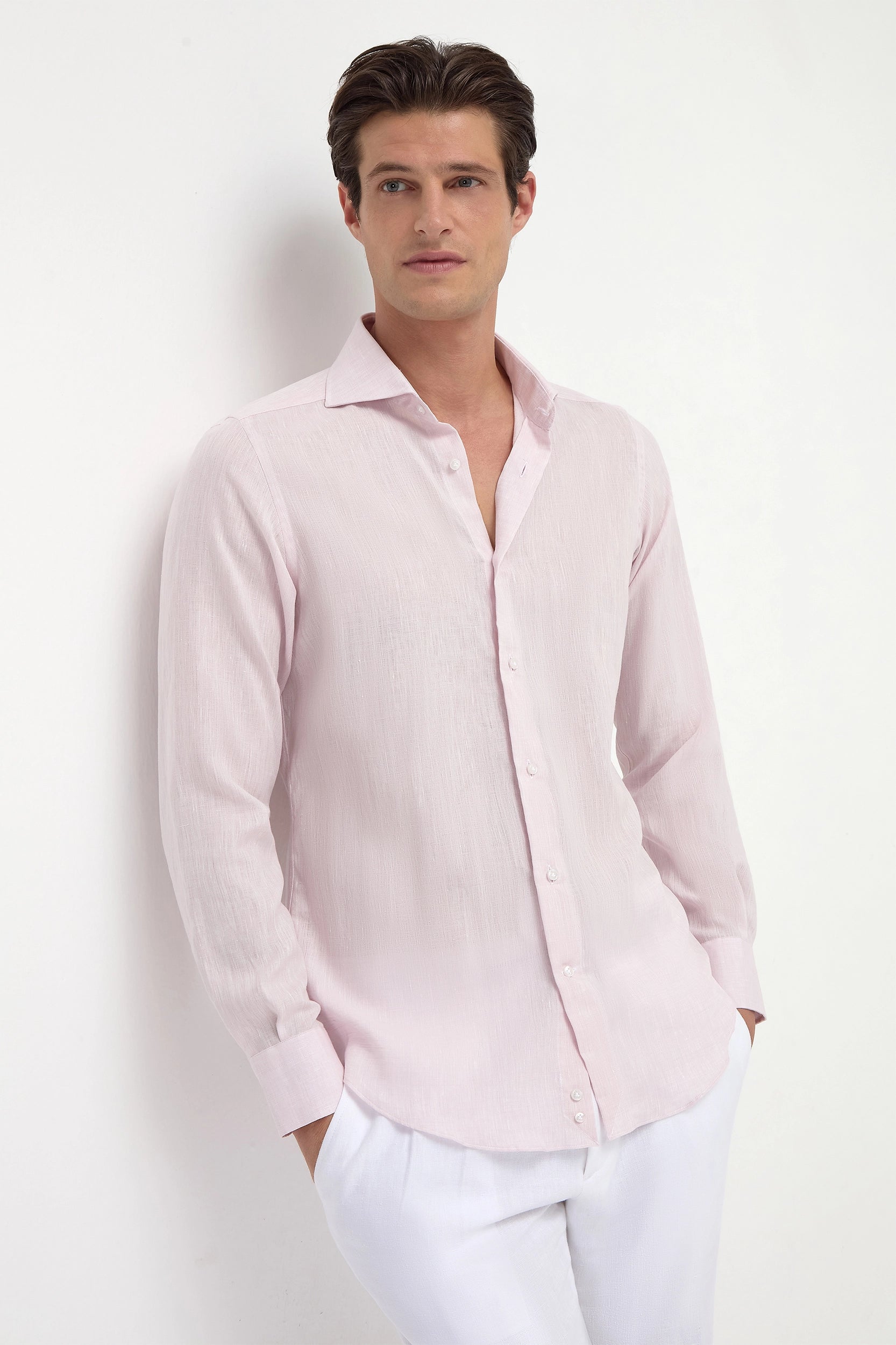 Men's Checkered Shirts for a Retro FeelPink linen shirt - Made in Italy