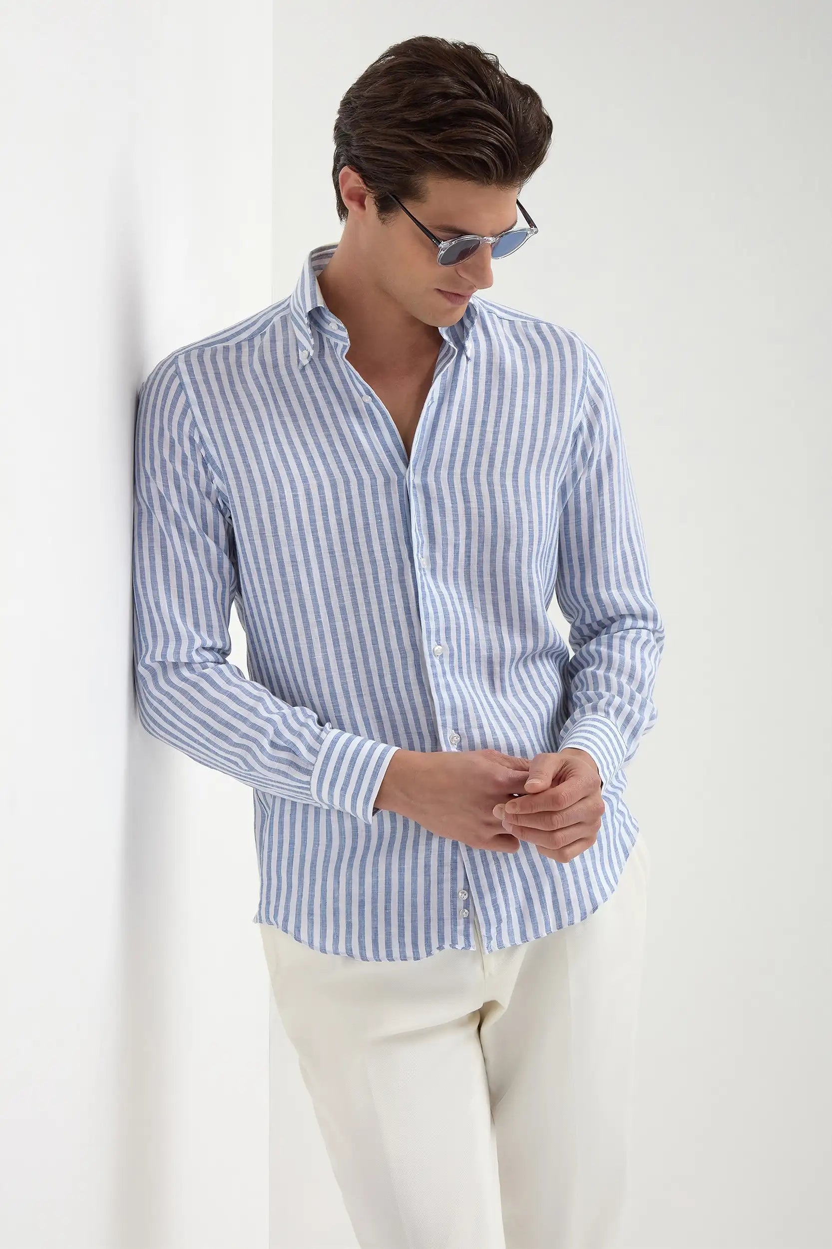 Men's Weekend Shirts for Leisurely OutingsBlue striped linen button down shirt - Made in Italy Men's Weekend Shirts for Leisurely OutingsBlue striped linen button down shirt - Made in Italy