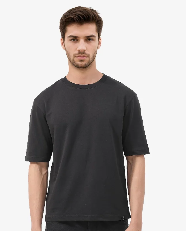 Men's Shirts with Hidden ButtonsRare Rabbit Men's Qlo Black Cotton Polyester Fabric Short Sleeve Crew Neck Oversized Fit Solid T-Shirt
