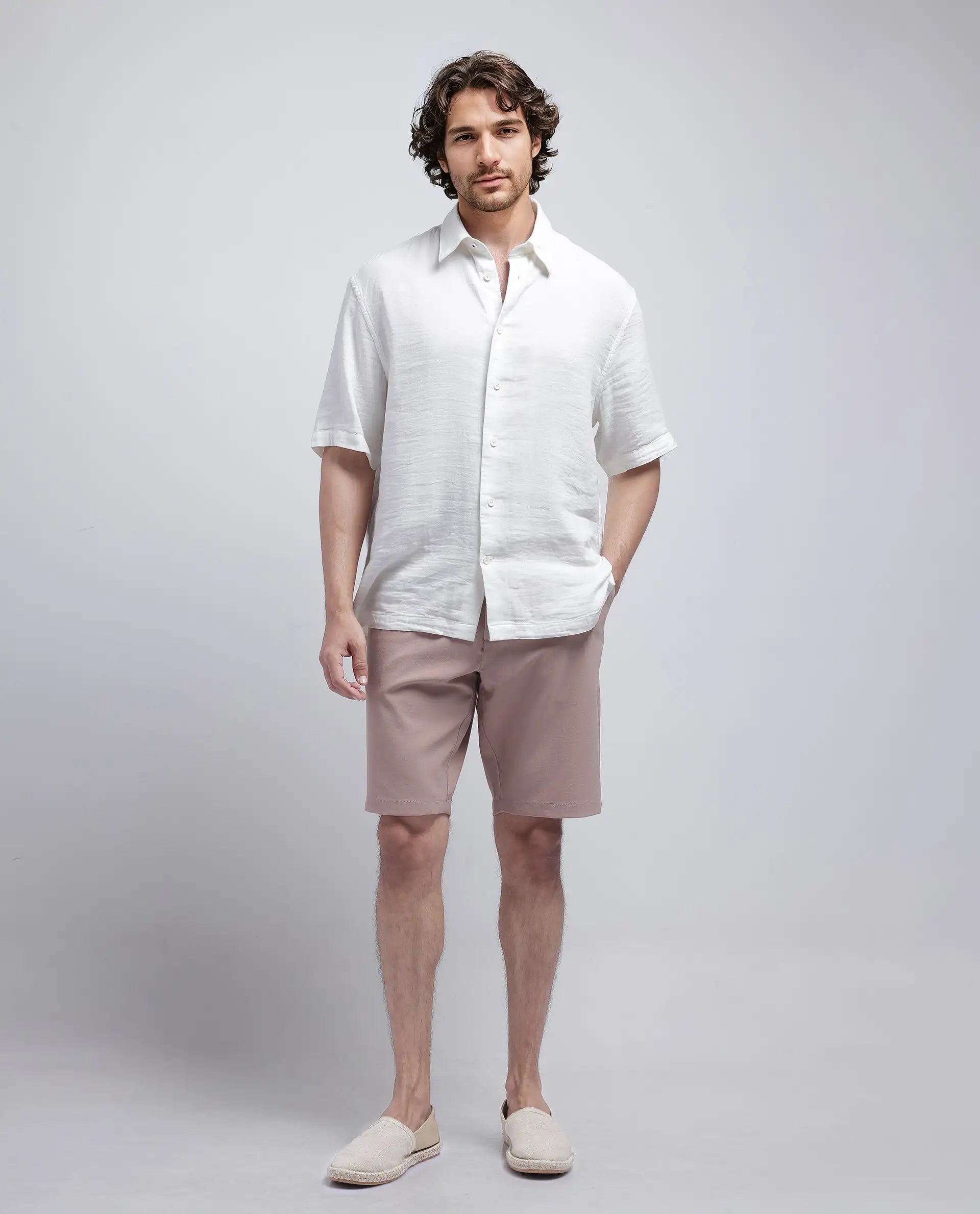 Men's Patterned Pants with Camouflage PrintsRare Rabbit Men Drivo Peach Cotton Elastane Fabric Bi-Stretch Jacquard Waistband Regular Fit Solid Shorts